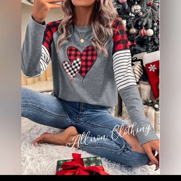 Buffalo Print Hearts Christmas Top - Picture 5 of 9